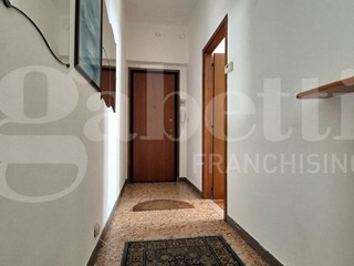 Trilocale in Vendita a Piacenza, 90'000&euro;, 89 m², arredato