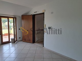 Trilocale in Affitto a Marino, 700&euro;, 98 m²