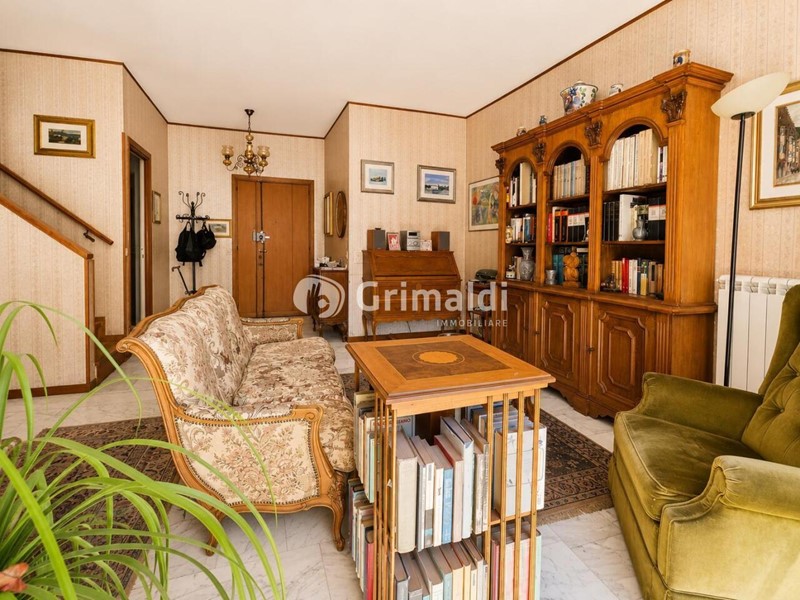 Appartamento in Vendita a Roma, 459'000&euro;, 127 m²