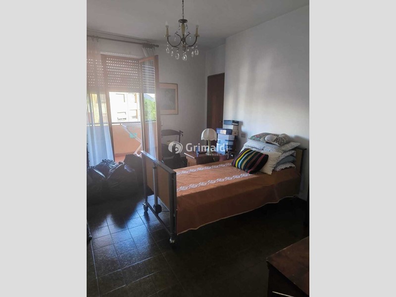 Appartamento in Vendita a Roma, 450'000&euro;, 160 m²