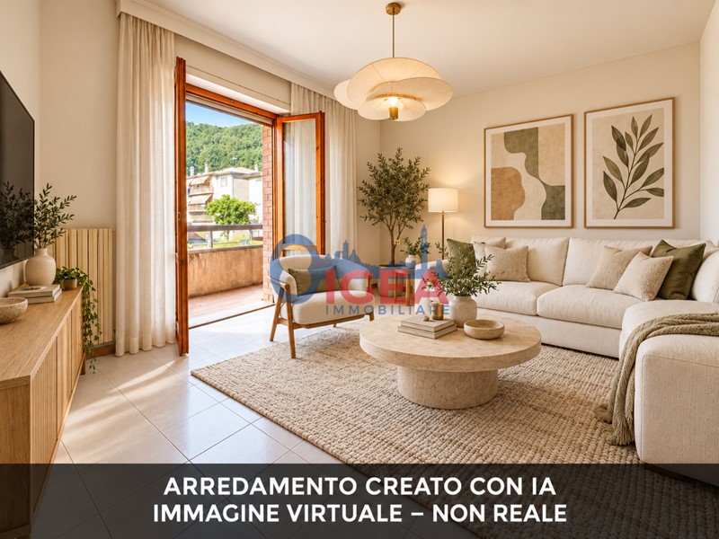 Quadrilocale in Vendita a Poggibonsi, 105'000&euro;, 70 m², con Box