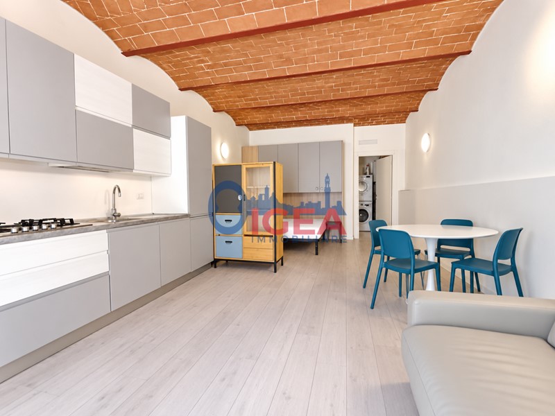Monolocale in Affitto a Siena, 650&euro;, 40 m², arredato, con Box