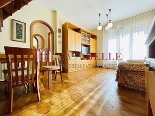 Quadrilocale in Affitto a Camaiore, zona Lido di Camaiore, 2'200&euro;, 95 m², arredato