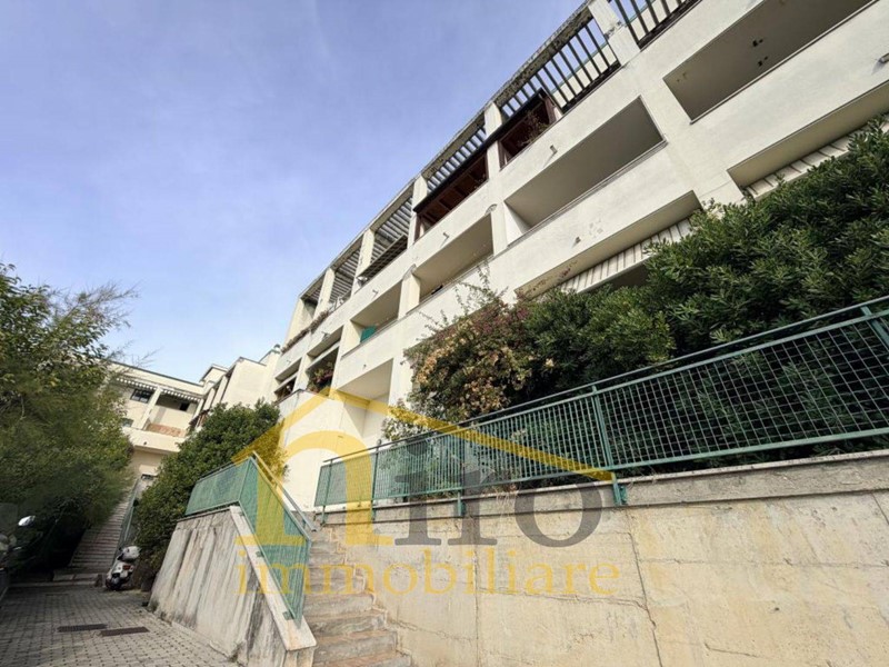 Quadrilocale in Vendita a Pescara, 125'000&euro;, 124 m²