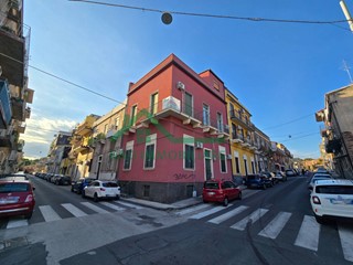Quadrilocale in Vendita a Catania, 125'000&euro;, 123 m²