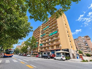 Quadrilocale in Vendita a Palermo, 315'000&euro;, 130 m²