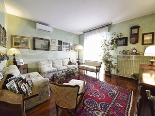 Trilocale in Vendita a Milano, 380'000&euro;, 108 m², con Box