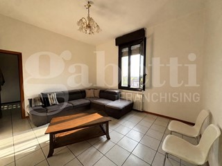 Quadrilocale in Vendita a Piacenza, 150'000&euro;, 117 m², arredato
