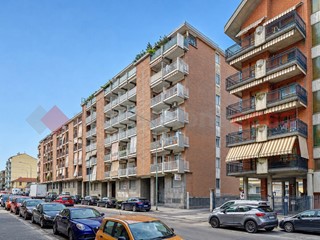 Bilocale in Vendita a Torino, 89'000&euro;, 55 m²