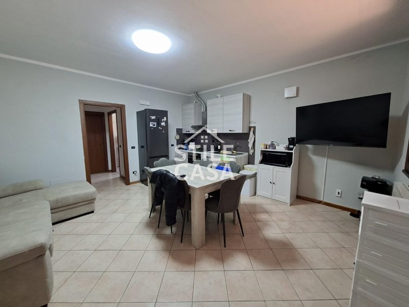 Bilocale in Affitto a Altopascio, zona Le Spianate, 680&euro;, 55 m², arredato