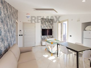 Trilocale in Vendita a Belpasso, 139'000&euro;, 72 m²
