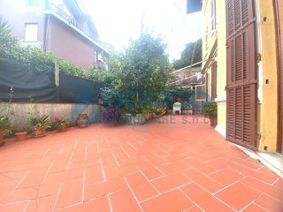 Appartamento in Vendita a La Spezia, 350'000&euro;, 142 m²