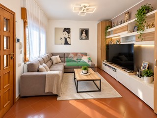 Trilocale in Vendita a Ravenna, 210'000&euro;, 80 m², arredato, con Box