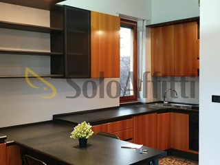Trilocale in Affitto a Torino, 592&euro;, 80 m², arredato