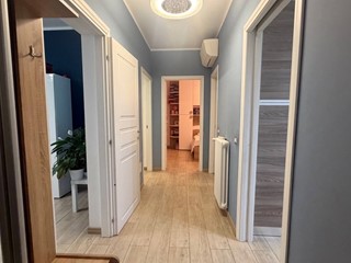 Trilocale in Vendita a Parma, 160'000&euro;, 87 m²