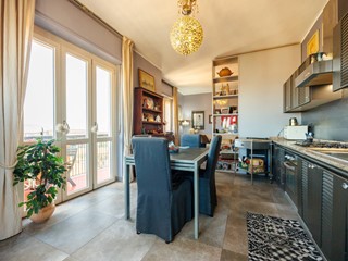 Trilocale in Vendita a Torino, 65'000&euro;, 83 m²