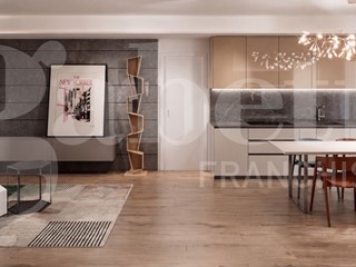 Trilocale in Vendita a Bologna, 610'000&euro;, 123 m²