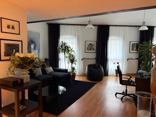 Appartamento in Vendita a Bologna, 890'000&euro;, 470 m², con Box