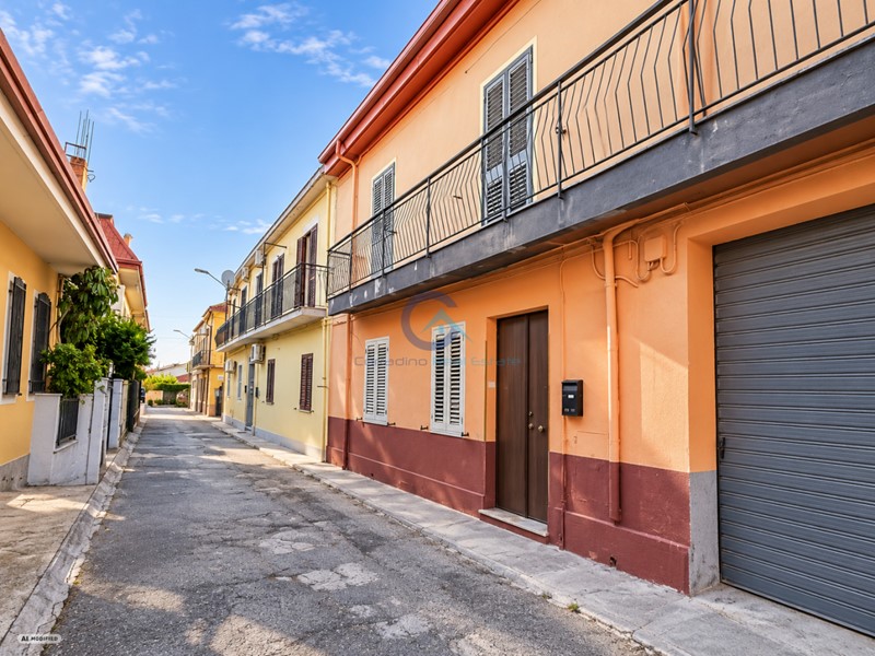 Trilocale in Vendita a Catanzaro, zona Fortuna, 49'000&euro;, 85 m²