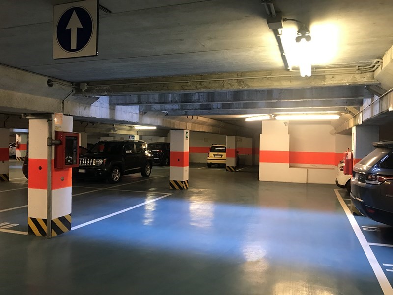 Posto auto in Affitto a Milano, zona Mecenate - Fantoli , 1'800€, 10 m²