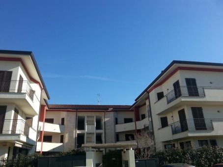 Trilocale in Vendita a Novedrate, 1'790€, 100 m², con Box