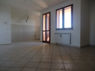 Trilocale in Affitto a Ponsacco, 580€, 75 m², con Box
