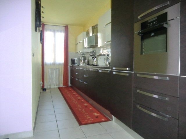 Quadrilocale in Vendita a Ponsacco, zona Le Melorie, 129'000€, 100 m², con Box