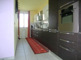 Quadrilocale in Vendita a Ponsacco, zona Le Melorie, 129'000€, 100 m², con Box