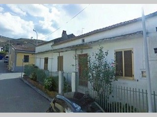 Casa Indipendente in Vendita a Pignataro Maggiore, 60'000€