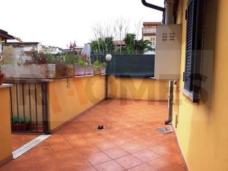 Casa Indipendente in Vendita a Roma, zona Tuscolano, 120'000€, 45 m²