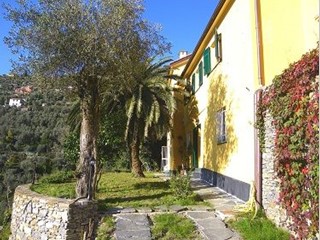 Villa in Vendita a Camogli, zona camogli -recco, 1'400'000€, 260 m², arredato