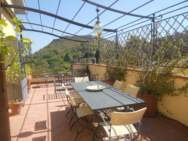 Appartamento in Vendita a Monte Argentario, zona PORTO ERCOLE, 395'000€, 80 m², arredato