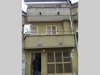 Casa Indipendente in Vendita a Vibo Valentia, zona zambrone, 73'500€, 190 m², arredato, con Box