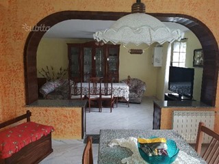 Casa Indipendente in Vendita a Vibo Valentia, zona dinami, 70'000€, 360 m², arredato