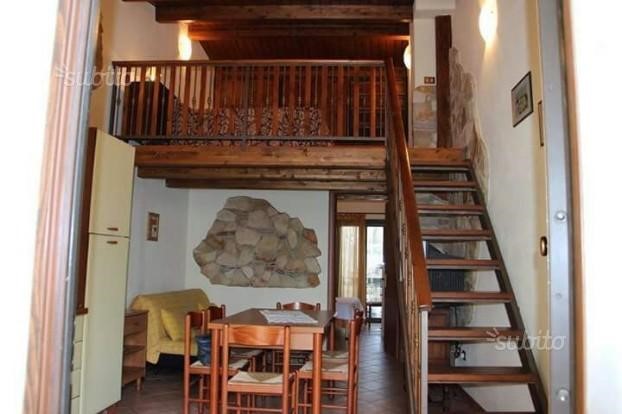 Casa Indipendente in Vendita a Vibo Valentia, zona s.domenica di ricadi, 120'000€, 140 m², arredato