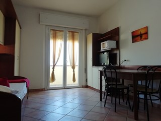 Bilocale in Affitto a Rimini, zona Viserba, 600€, 45 m², arredato