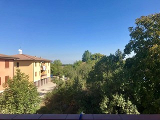 Trilocale in Vendita a Reggio Emilia, zona Gaida, 72'000€, 73 m²