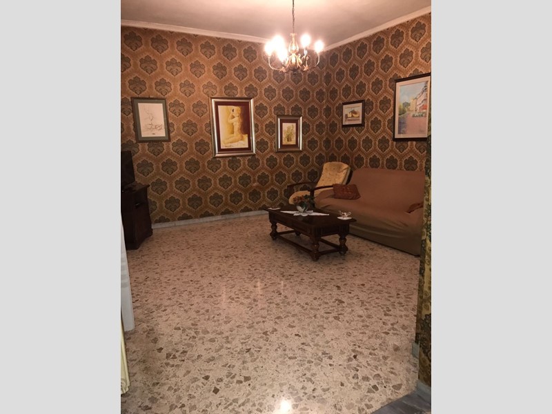 Appartamento in Vendita a Battipaglia, 140€, 140 m²