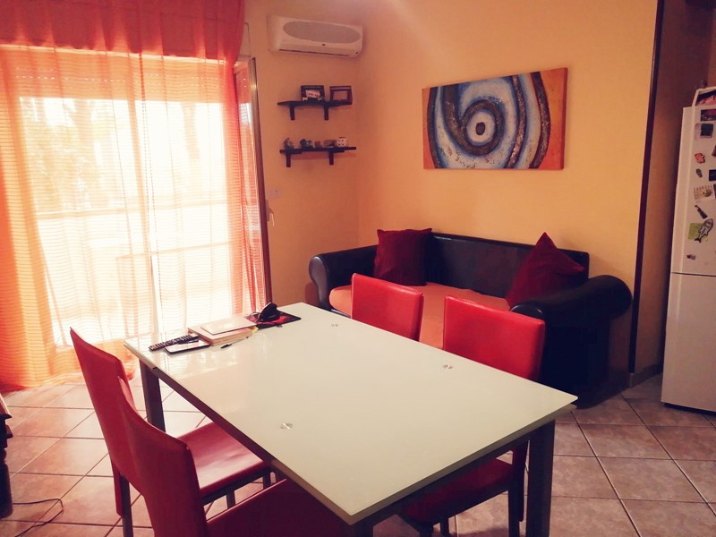 Trilocale in Vendita a Isola delle Femmine, zona Isola delle Femmine, 100'000€, 65 m², arredato