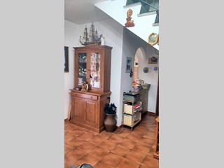Trilocale in Vendita a Ladispoli, zona Centro, 136'000€, 75 m²