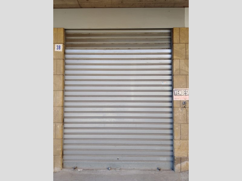 Box in Vendita a Catania, zona Gravina di Catania, 28'000€, 16 m²