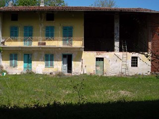Cascina in Vendita a Moncrivello, 58'000€, 170 m²