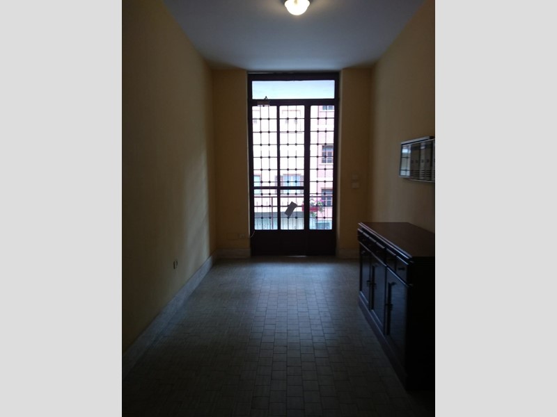 Bilocale in Vendita a Monterosso Grana, zona centro, 18'000€, 65 m², arredato