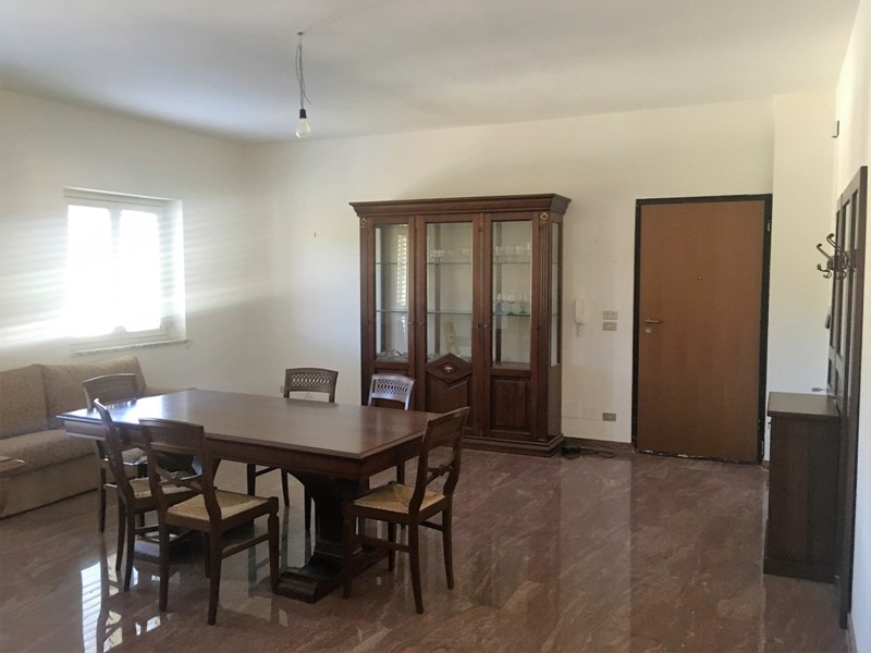 Appartamento in Affitto a Reggio Calabria, zona Gallico superiore, 430€, 147 m², arredato