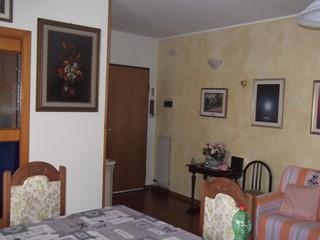 Quadrilocale in Vendita a Villorba, zona centrale, 129'000€, 100 m², con Box