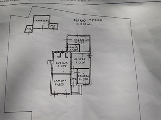 Villa in Vendita a Silea, zona Centrale , 130'000€, 121 m², con Box