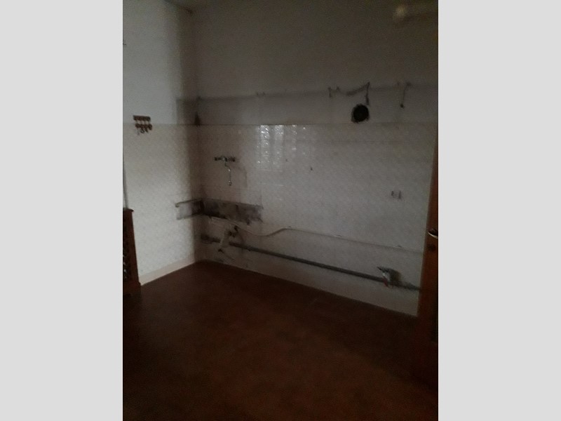 Quadrilocale in Vendita a Carbonera, zona centrale, 100'000€, 100 m², con Box