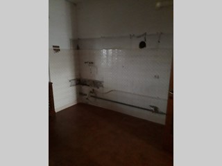 Quadrilocale in Vendita a Carbonera, zona centrale, 100'000€, 100 m², con Box