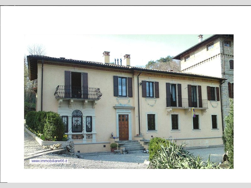 Villa in Vendita a Como, 1100 m²