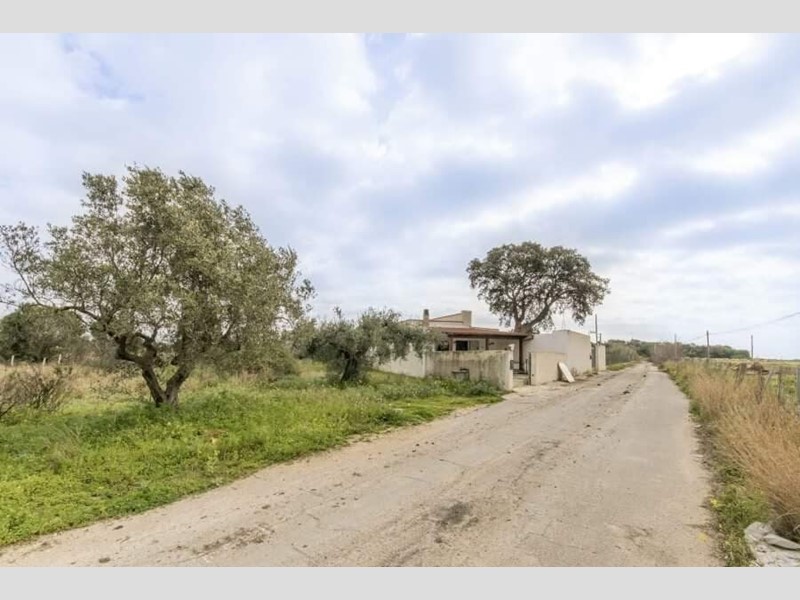 Villa in Vendita a Castelvetrano, zona strada statale 115, 110'000&euro;, 120 m²